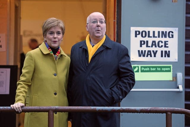 Nicola Sturgeon and Peter Murrell