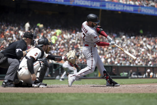 Crawford's HR with 2 outs in 9th lifts Giants past D-backs