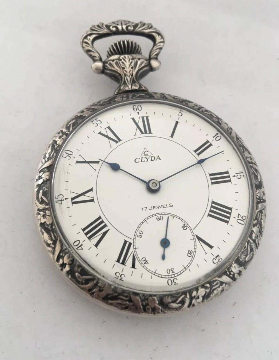 Clyda Vintage Pocket Watch - pocket watch