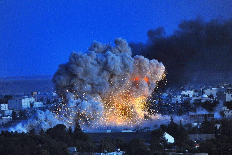 US-led air strikes prevented Islamic State militants from seizing control of the Syrian border town of Kobane