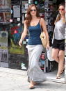 <b>Minka Kelly</b><br> Liviana por donde se la mire, Minka escogió un atuendo que también permite cierta versatilidad. Si le agregas un chaleco y unos tacones de color, estás lista para salir con tu chico. Además, es un clásico que no pasa de moda. Toma nota para el próximo verano.