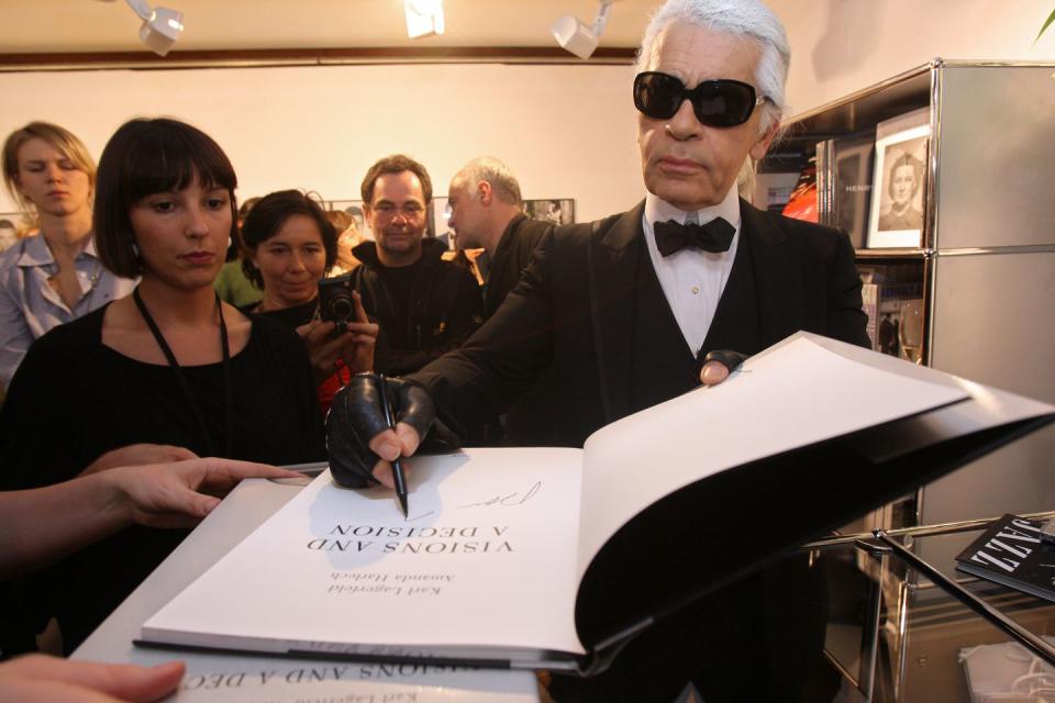 1999: Lagerfeld Opens the 7L Bookshop in Paris.