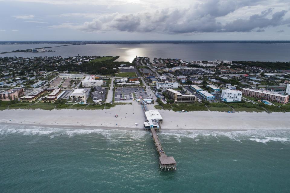 Floridians prepare for Hurricane Dorian