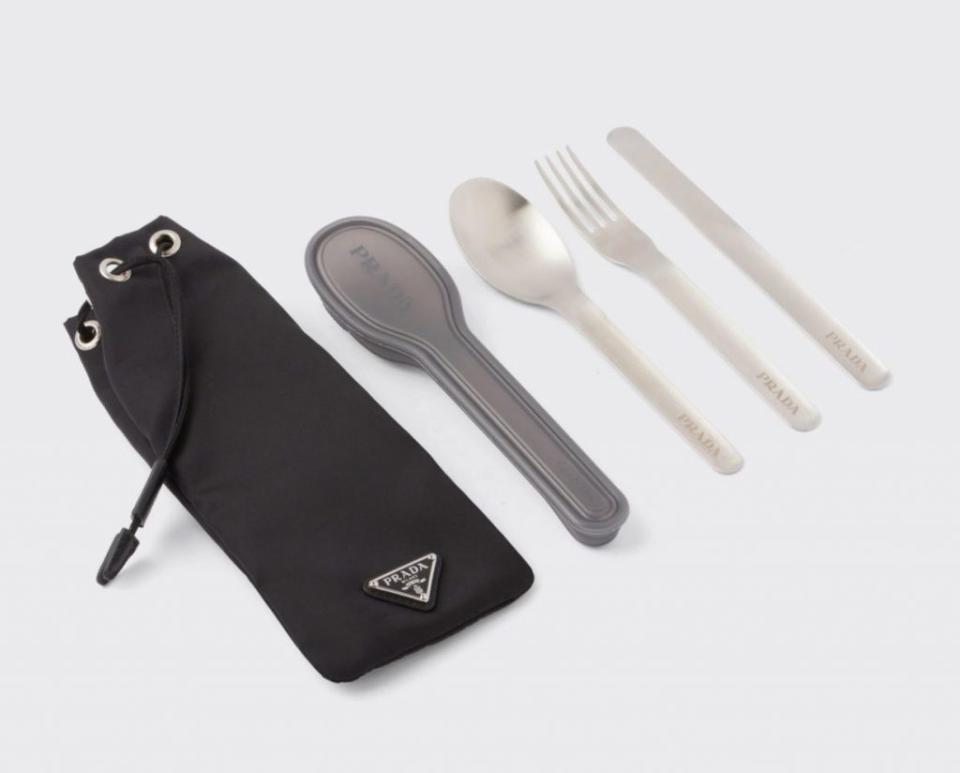 PRADA Stainless steel cutlery set HK3,600(圖片來源：PRADA官網）