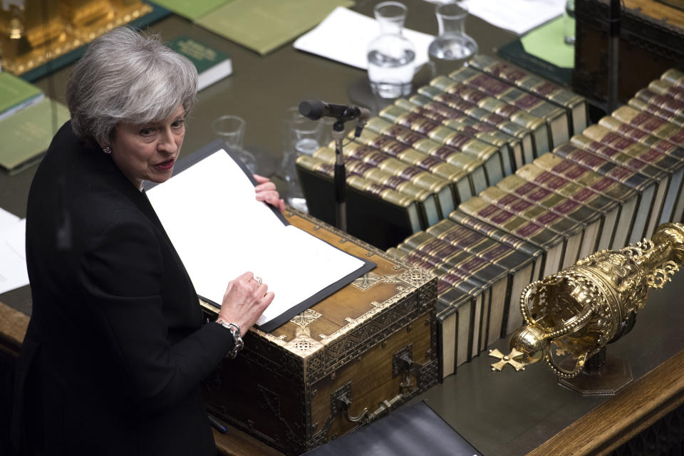 Theresa May spricht zu den Abgeordneten im Unterhaus (Bild: Jessica Taylor/UK Parliament via AP)