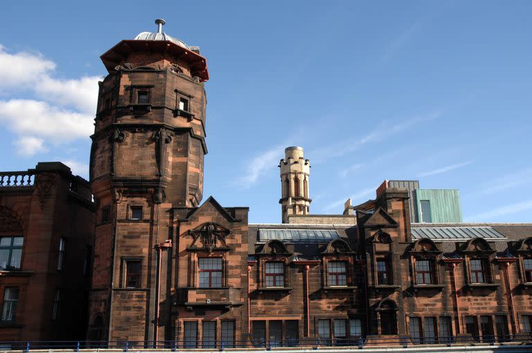 The Lighthouse albergó la redacción del Glasgow Herald, su torre con forma de faro esconde un gran tanque de agua para usar en caso de incendios.