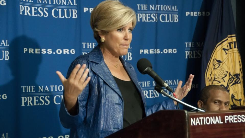 Suze Orman Tells Caller Investing $500 Per Month from Early Social Security Would Be "The Most Ridiculous Thing You Have Ever Done"
