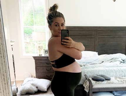 Shawn Johnson, 27, is now embracing her bump at 28-weeks pregnant. (Photo: Instagram)