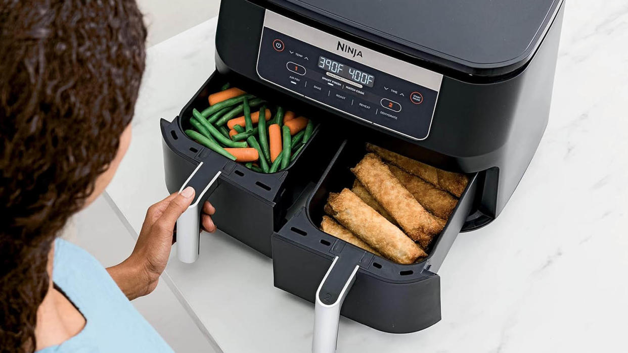  Ninja DZ090 Foodi 6 Quart 5-in-1 DualZone 2-Basket Air Fryer. 