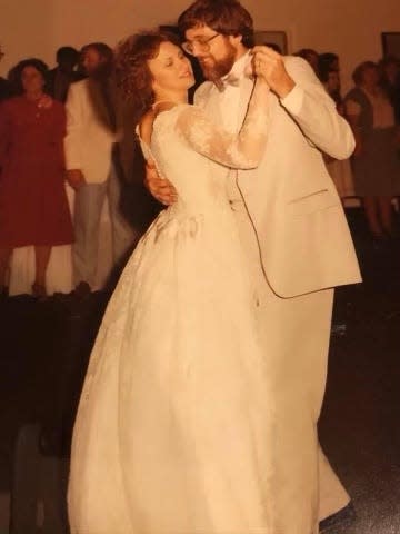 John and Lorraine Valerino on the wedding day in 1982.