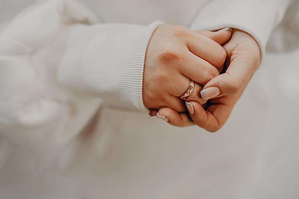 12 Stylish Spinner Rings for Anxiety