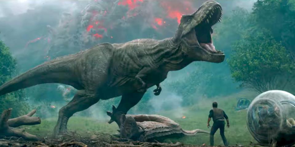 Jurassic World trailer Chris Pratt dinosaur