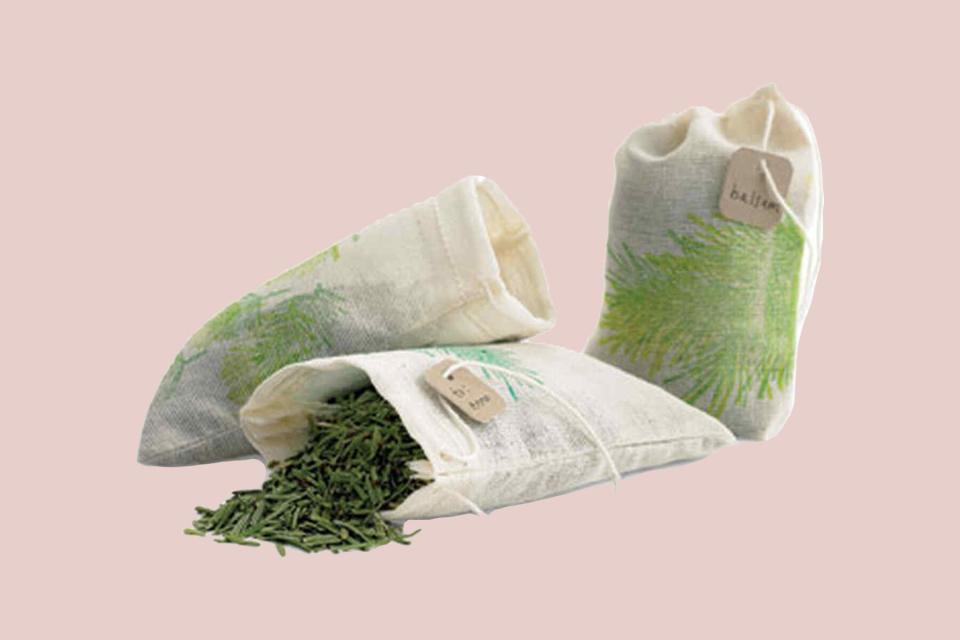 Balsam in fabric pack