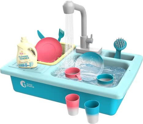 For the kids who like to copy their parents, this colour-changing sink set is super cute. It also has a pretty cute 20% discount too!