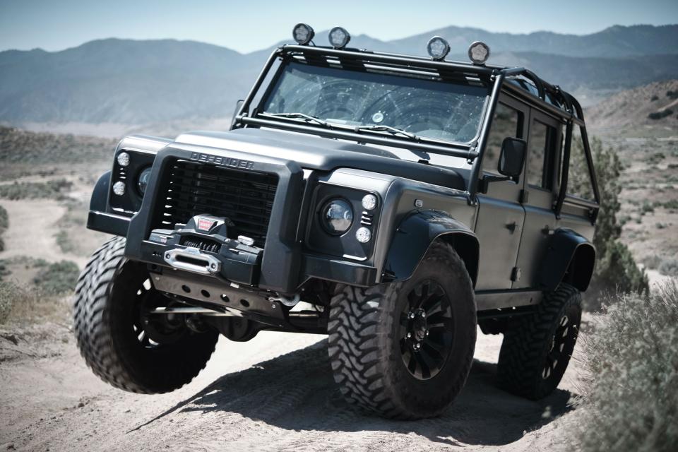 9 Cool Things We Learned Driving the Spectre Land Rover Defender