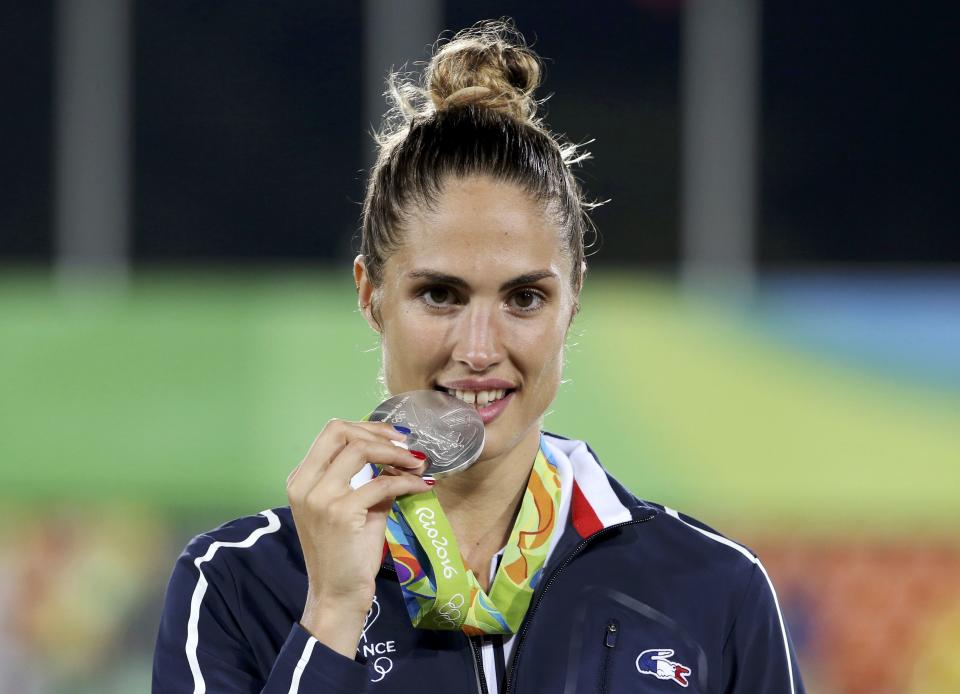 Nach der Silbermedaille in Rio geht Élodie Clouvel als Favoritin nach Tokia (Bild: REUTERS/Edgard Garrido)