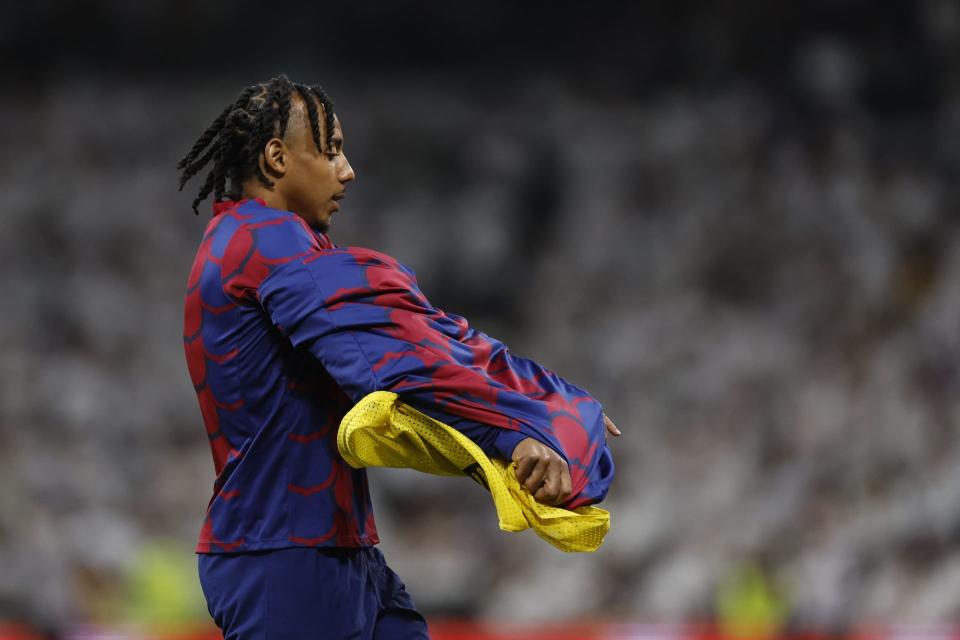Arsenal express interest in signing €45 million-rated Barcelona defender – report