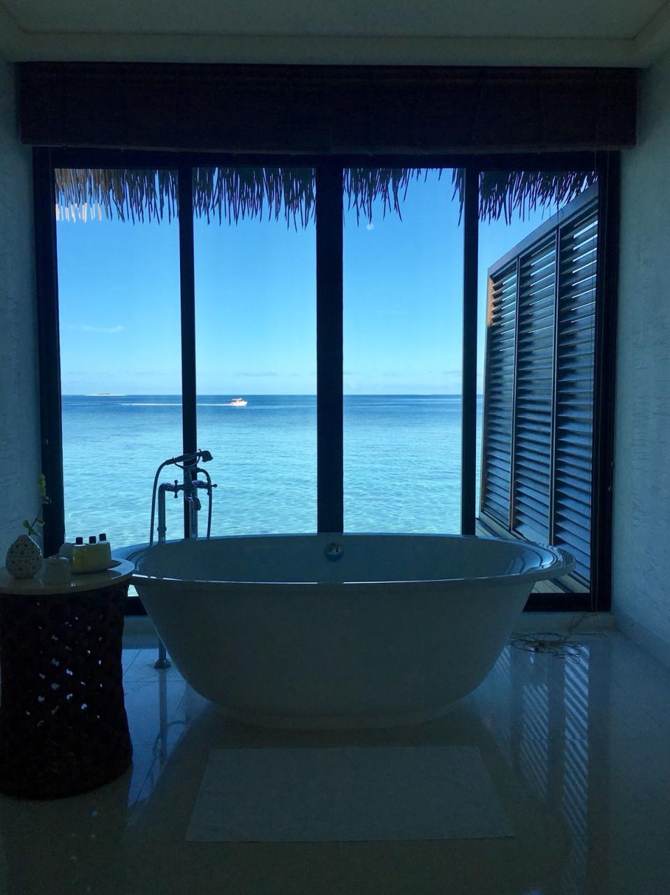 The definition of a room with a view [Photo: Yahoo Style UK]