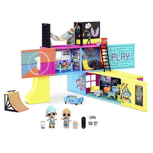 L.O.L. Surprise! Clubhouse Playset with 40+ Surprises and 2 Exclusives Dolls (569404E7C)