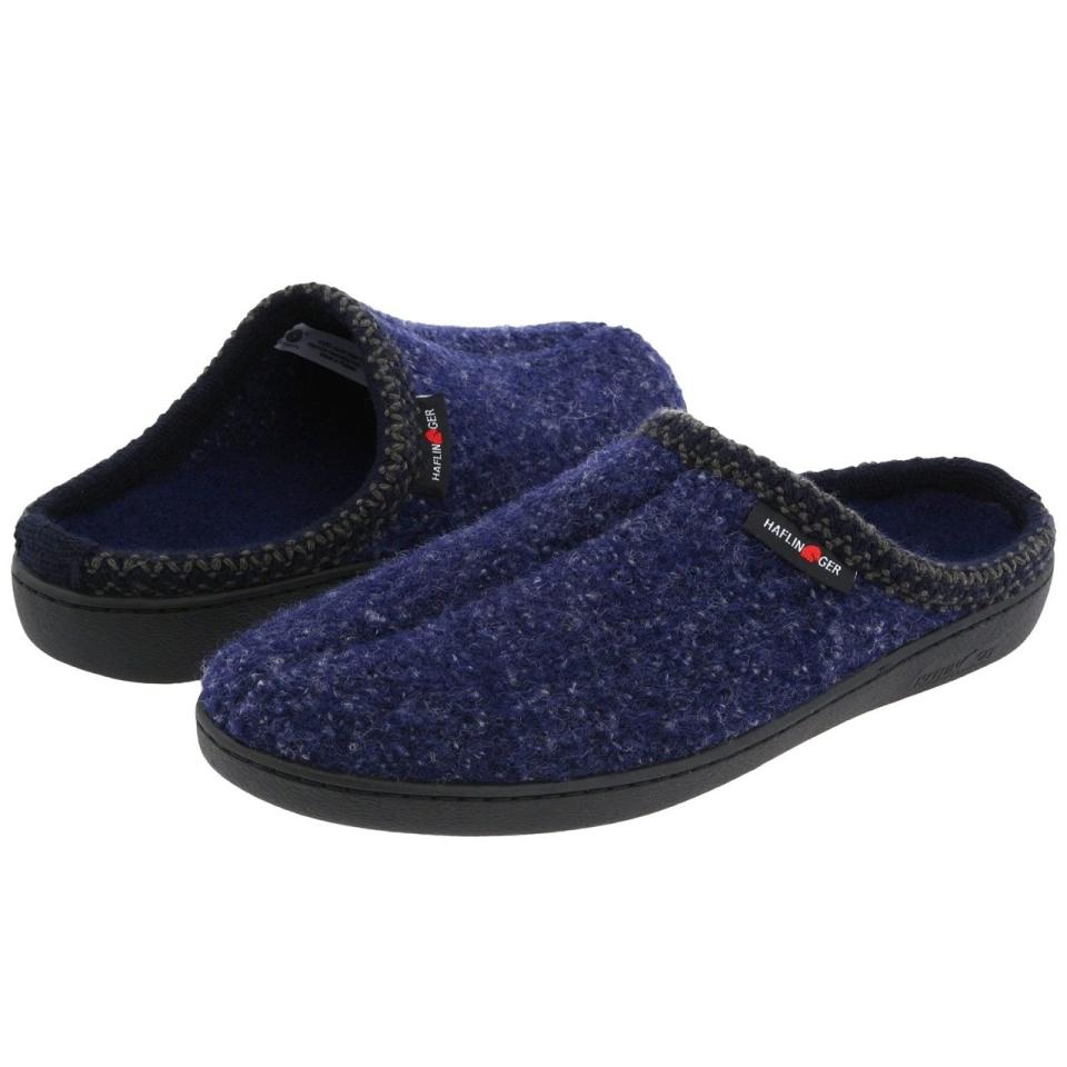 <p><a href="https://go.redirectingat.com?id=74968X1596630&url=https%3A%2F%2Fwww.zappos.com%2Fp%2Fhaflinger-at-classic-hardsole-blue-speckle%2Fproduct%2F7802018&sref=https%3A%2F%2Fwww.esquire.com%2Fstyle%2Fadvice%2Fg3162%2Fslippers-for-men%2F" rel="nofollow noopener" target="_blank" data-ylk="slk:Shop Now;elm:context_link;itc:0;sec:content-canvas" class="link ">Shop Now</a></p><p>AT Classic Hardsole Slippers</p><p>zappos.com</p><p>$96.95</p>