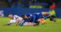 Football Soccer - Leicester City v Chelsea - Barclays Premier League - King Power Stadium - 14/12/15 Leicester's Jamie Vardy in action with Chelsea's Cesar Azpilicueta Reuters / Andrew Yates Livepic