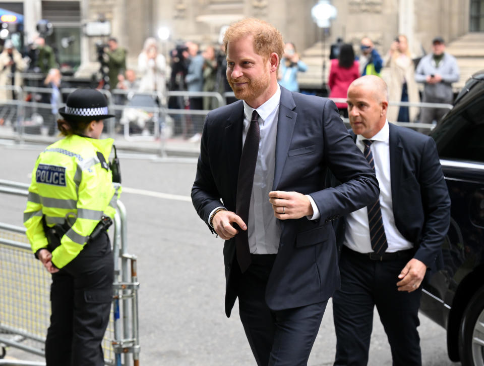 LONDON, ENGLAND - JUNE 06: Prince Harry, Duke of Sussex, arrives to give evidence at the Mirror Group Phone hacking trial at the Rolls Building at High Court on June 06, 2023 in London, England. Prince Harry is one of several claimants in a lawsuit against Mirror Group Newspapers related to allegations of unlawful information gathering in previous decades. (Photo by Karwai Tang/WireImage)