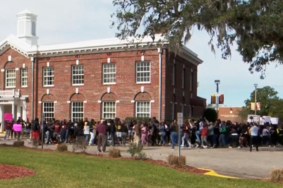 Students at Bethune-Cookman University protest on Monday. (WESH)