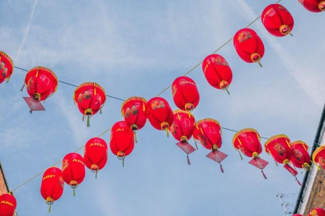 Why is red an auspicious colour for Chinese New Year?