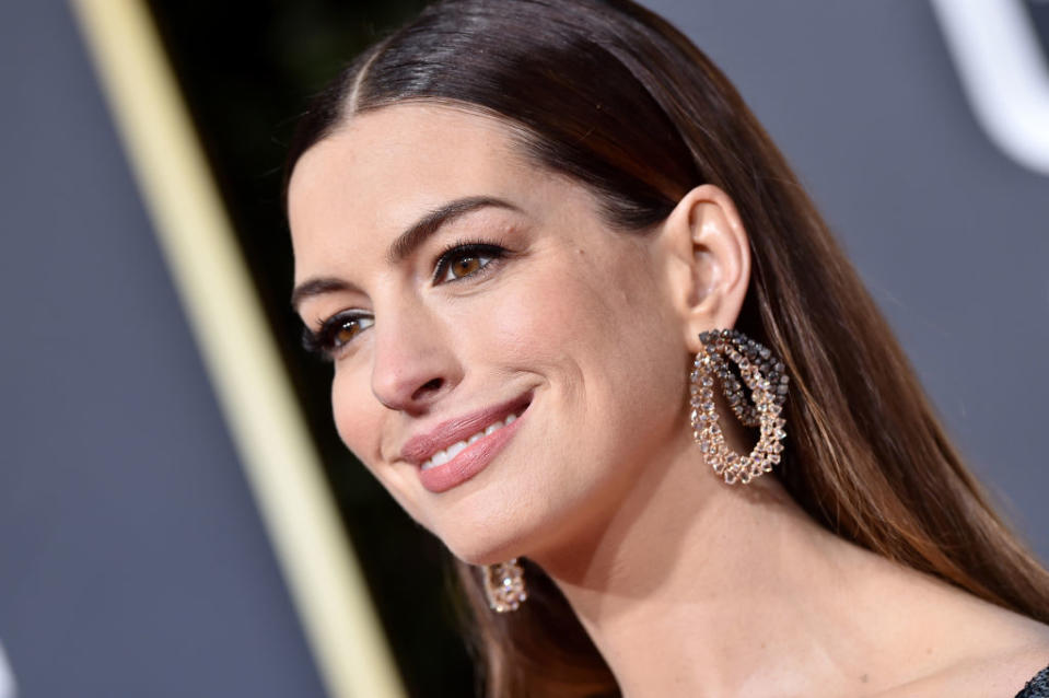 Anne Hathaway said she’s quitting alcohol for the sake of her son. (Photo: Getty Images)