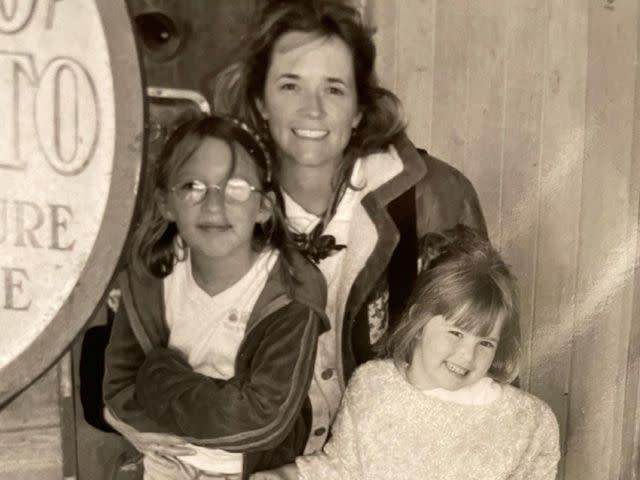 Lea Thompson Instagram Lea Thompson with her daughters Madelyn and Zoey