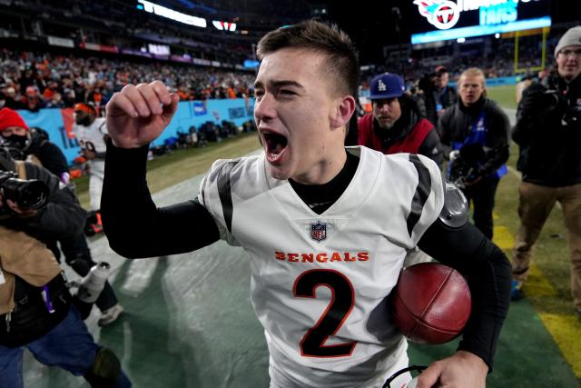 Bengals upset top-seeded Titans, advance to AFC title game