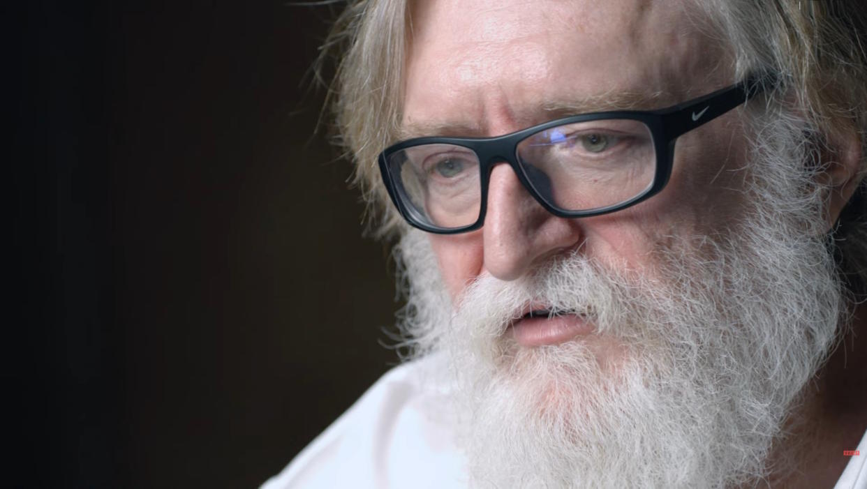  Gabe Newell in Half-Life 25th Anniversary documentary video. 