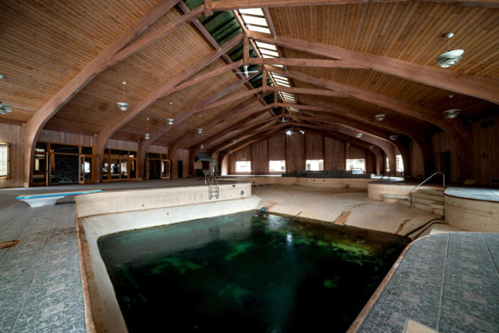<p>This is the pool room …</p>