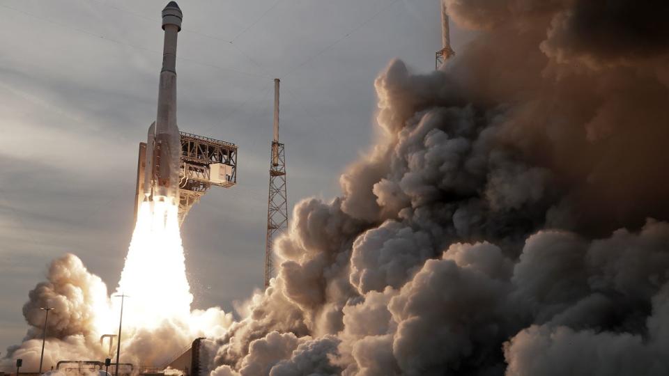 A United Launch Alliance Atlas V rocket carrying the Boeing Starliner crew capsule lifts off to the International Space Station from Space Launch Complex 41 at Cape Canaveral Space Force station in Cape Canaveral, Fla., Thursday, May 19, 2022.