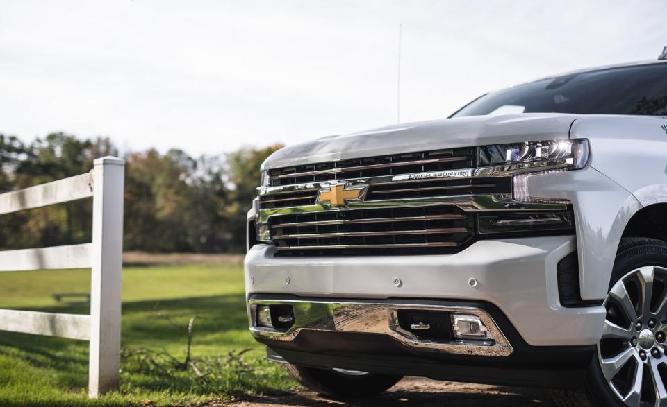 The Chevrolet Silverado 1500 6.2L Packs a Big Engine in a Big Truck