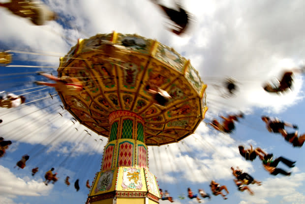 New York Amusement Park Ride Malfunctions Trapping Passengers For Over 10 Minutes