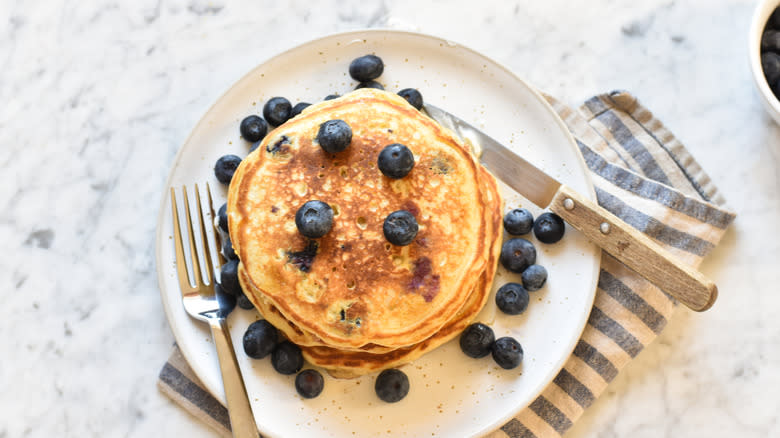 fluffy blueberry cornmeal pancakes buttermilk