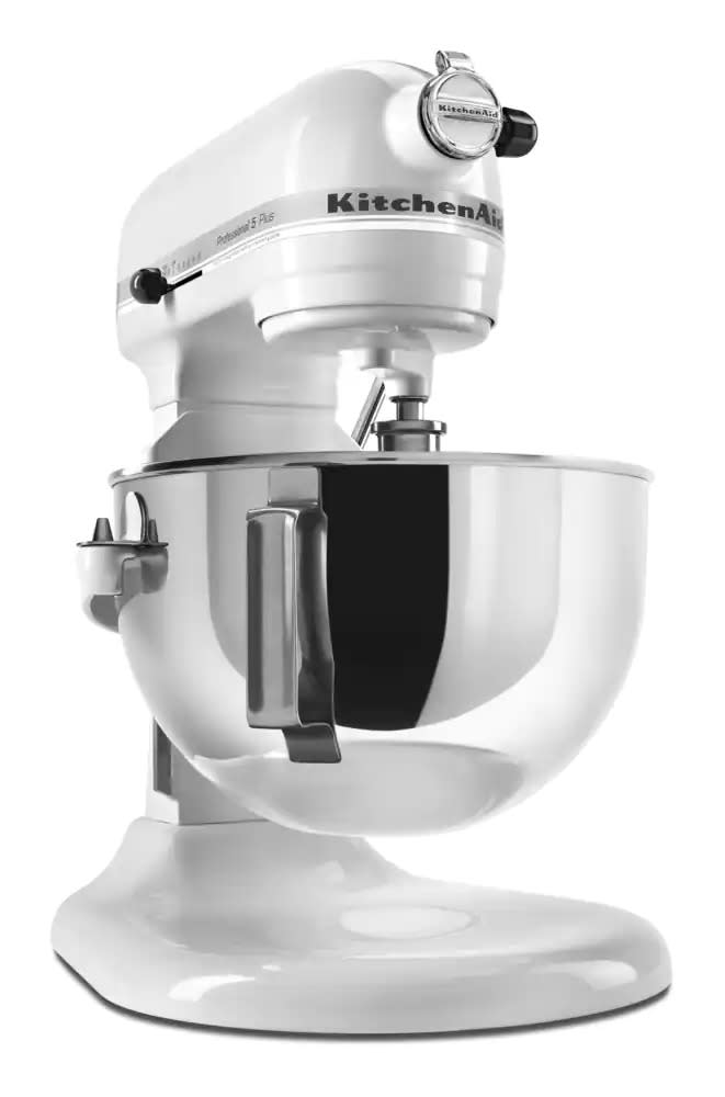 KitchenAid Professional 5 Plus Series Bowl-Lift Stand Mixer. Image via Canadian Tire.