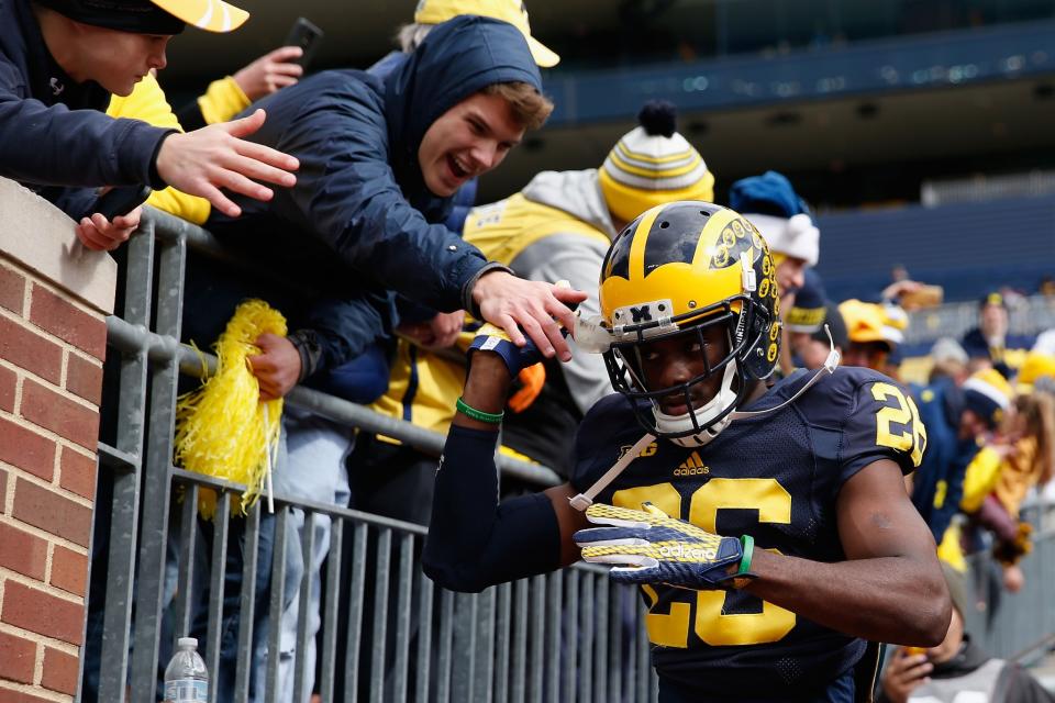 Lewis was an All-American as a senior in 2016. (Getty)