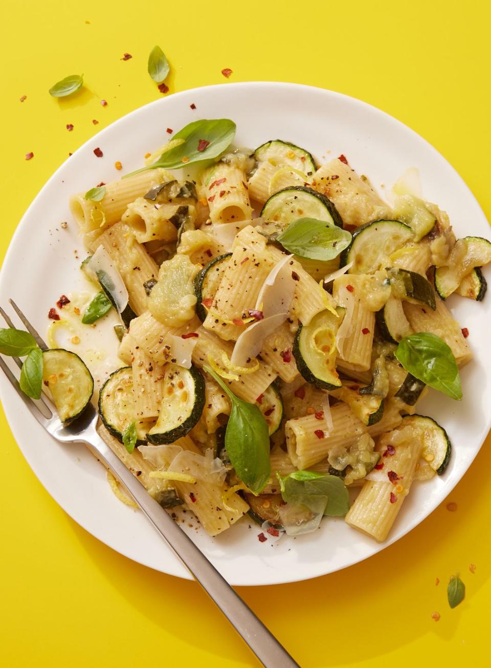 zucchini bolognese pasta