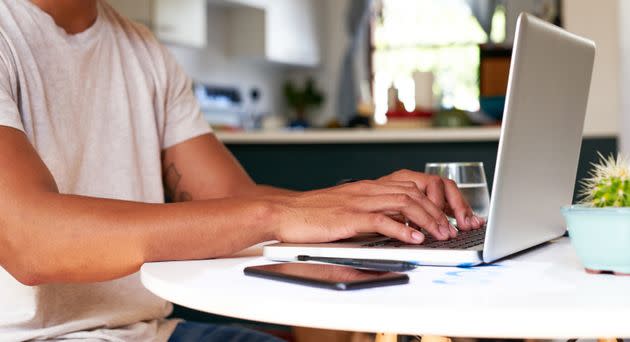 So many emails to get through (Photo: Hiraman via Getty Images)