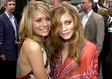 Mary-Kate Olsen and Ashley Olsen at the LA premiere of Columbia's Charlie's Angels: Full Throttle