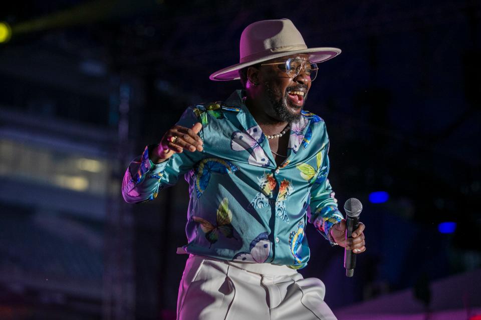 Grammy award winner Anthony Hamilton perfroms one of his hits during the Cincinnati Music Festival at Paul Brown Stadium Friday, July 22, 2022.