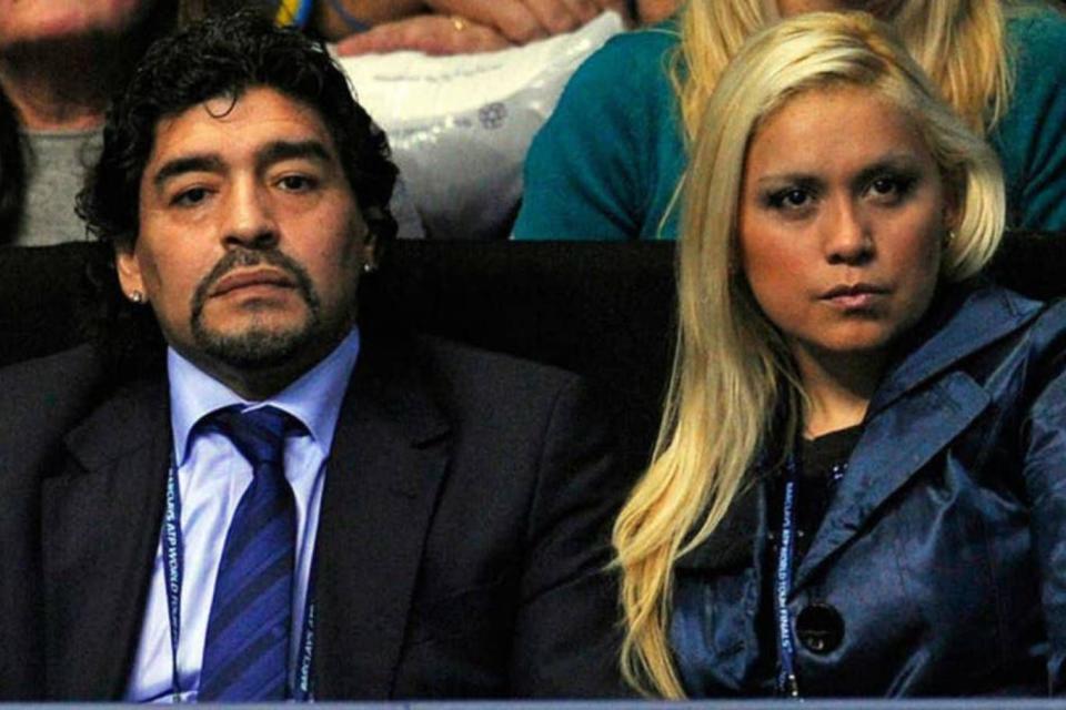 Verónica Ojeda aseguró que no se quedó con nada de lo que compartían con Diego Maradona en una cuenta en común