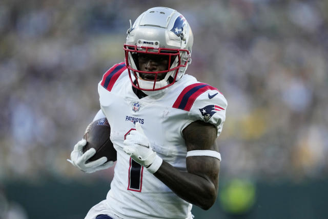 Patriots' DeVante Parker Reveals Early Thoughts On Mac Jones