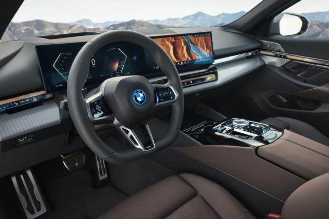 2024 bmw i5 edrive40 interior