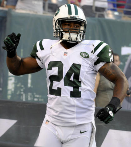 NFL: Tampa Bay Buccaneers make trade with New York Jets for Darrelle Revis, NFL News