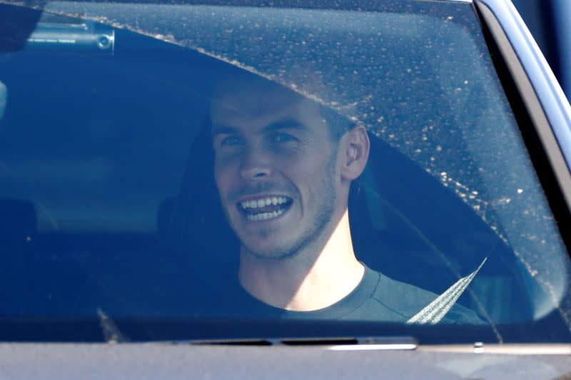 Gareth Bale arrives in London