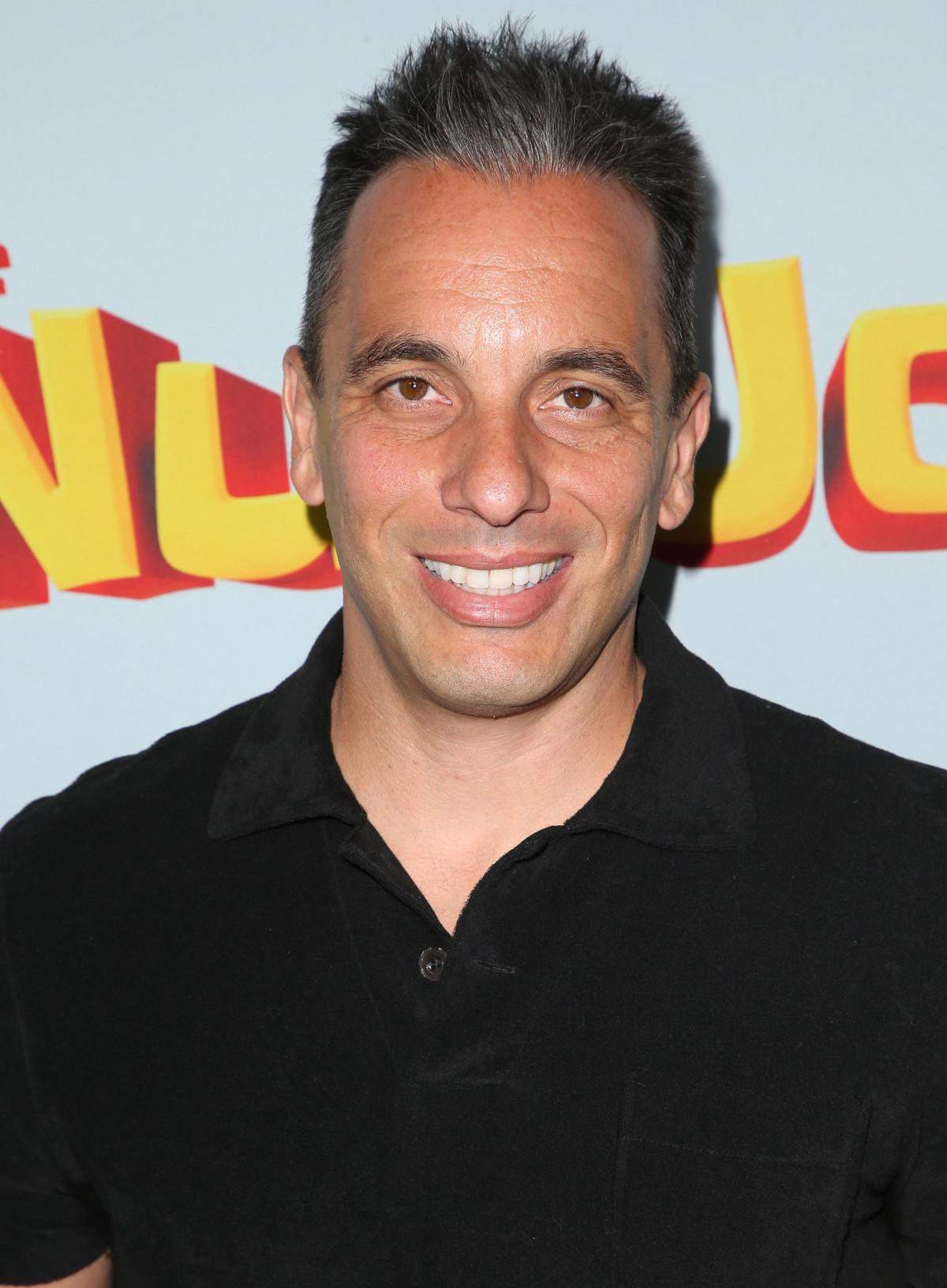 Sebastian Maniscalco To CoWrite, Star In Lionsgate Comedy