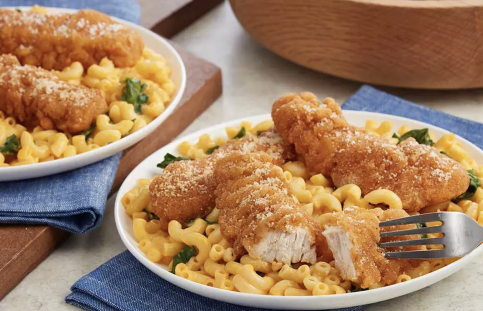 <p>Everyone could use a time-saving meal, and by using a box of mac and cheese as a base, you can spend more time <a href="https://www.thedailymeal.com/cook/35-chicken-recipes-busy-weeknights-0?referrer=yahoo&category=beauty_food&include_utm=1&utm_medium=referral&utm_source=yahoo&utm_campaign=feed" rel="nofollow noopener" target="_blank" data-ylk="slk:cooking the chicken to perfection;elm:context_link;itc:0;sec:content-canvas" class="link ">cooking the chicken to perfection</a>.</p> <p><a href="https://www.thedailymeal.com/recipes/crispy-chicken-mac-and-cheese-recipe?referrer=yahoo&category=beauty_food&include_utm=1&utm_medium=referral&utm_source=yahoo&utm_campaign=feed" rel="nofollow noopener" target="_blank" data-ylk="slk:For the Crispy Chicken Mac and Cheese recipe, click here.;elm:context_link;itc:0;sec:content-canvas" class="link ">For the Crispy Chicken Mac and Cheese recipe, click here.</a></p>  